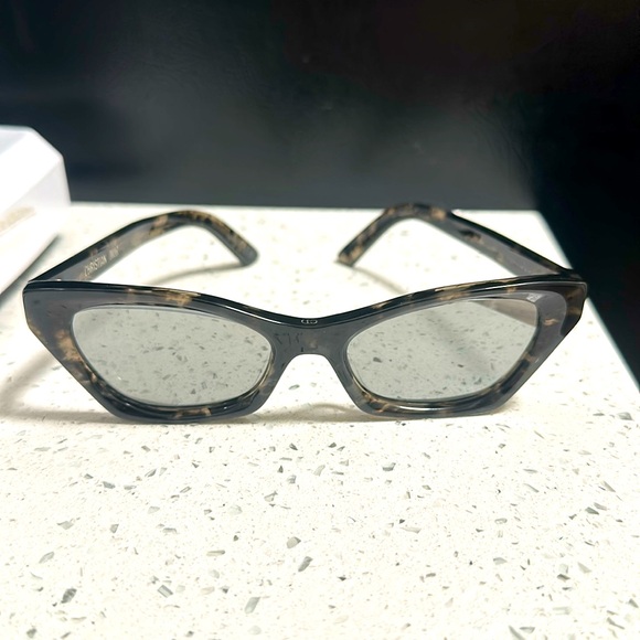Dior midnight B1I (1) - Picture 1 of 3